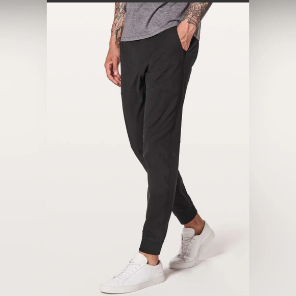 Lululemon ABC Jogger *31"
Black - Picture 1 of 7